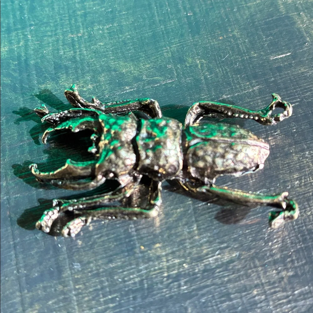 N/A nwt metal